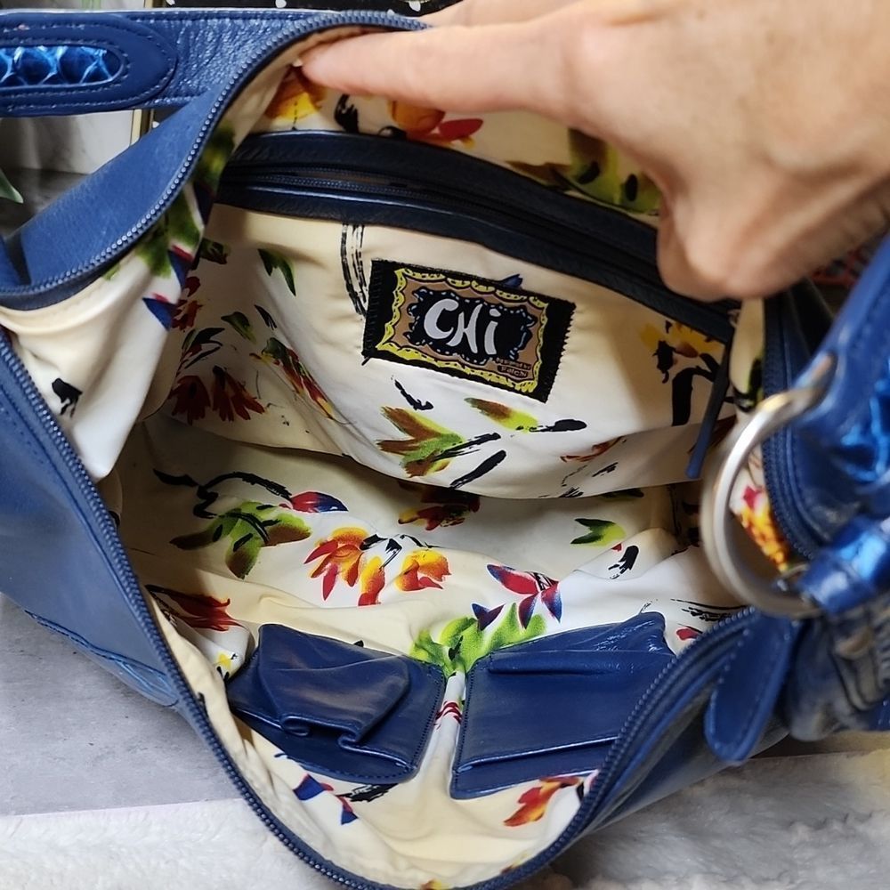 CHI brand leather handbag - Picture 9 of 14